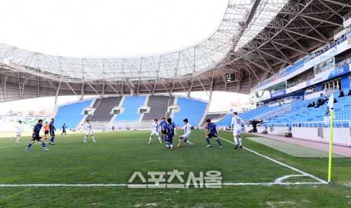 평가전 일정은 잡혔는데…높아진 관심에 공개 여부는 조심 또 조심