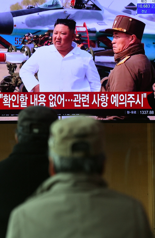 北김정은 중병설→사실상 사망설 이어, 美 트럼프 "CNN 허위보도"주장