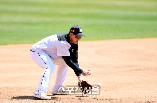 [포토] 황재균 '빠질 틈이 없어'