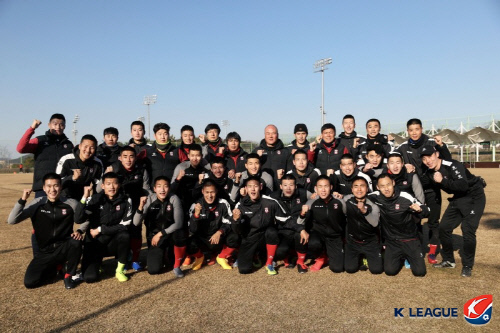 "평가전 한번 못하고 개막 맞겠네" 발 묶인 상주의 고민