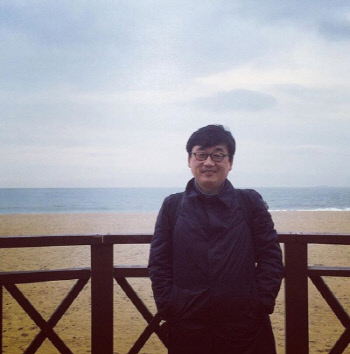 '김희애 남편' 이찬진 전 포티스 대표, 40억원대 횡령혐의 피소