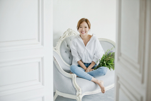 소유진, 공익광고 수익금 전액기부…취약계층 환아 치료비 지원