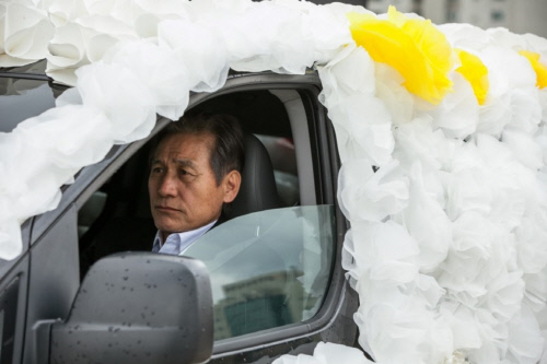 안성기, 한국인 최초 美휴스턴국제영화제 남우주연상. 영화 '종이꽃' 2관왕