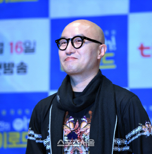 홍석천에게 성소수자 집단 감염을 해명하라는 무리한 요구[SS톡]