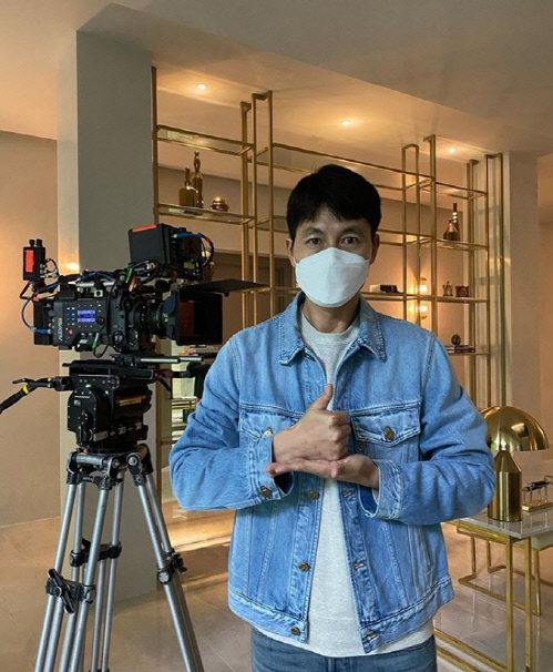 배우 정우성 "국제간호사의 날, 더 깊은 존경과 감사로" 챌린지 동참