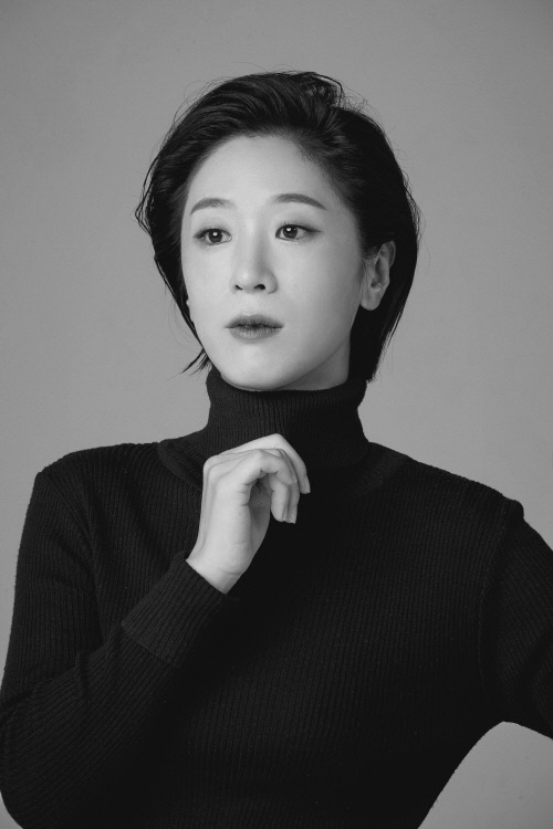 배우 백지원, 이병헌 감독 신작 '드림' 합류...박서준母 된다