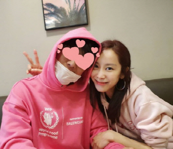 쥬얼리 출신 조민아 "제 18번째 자격증은 뭐가 될까요?" 결별 후 근황 [★SNS]