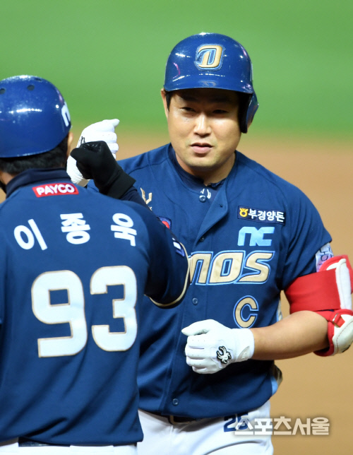 연장승부 마침표 찍은 양의지, NC 4연승·SK 7연패