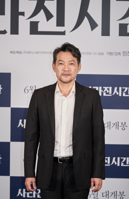 천만배우→신인감독, '사라진 시간' 정진영의 새로운 도전[종합]