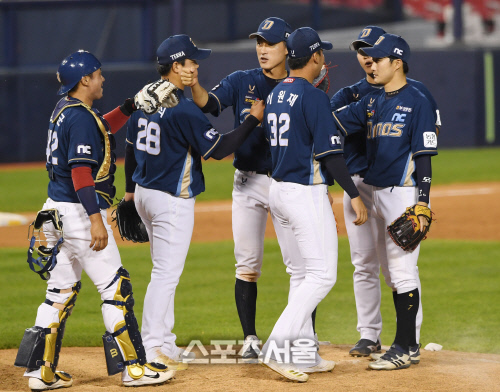 잠실서 쓴 대역전극…NC 이동욱 감독 "팀워크 빛났다"[SS 현장]