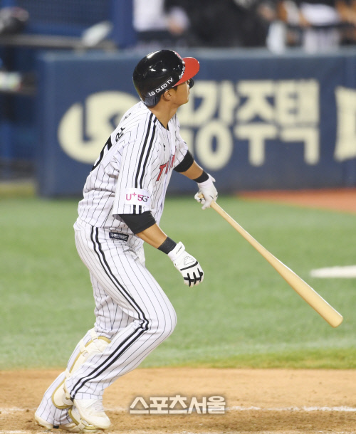 [포토]LG 채은성, KT 주권 상대 시즌 3호 홈런