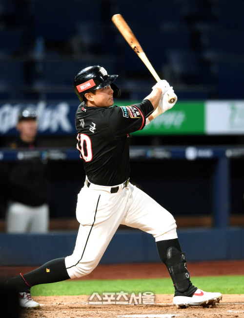 '손가락 부상' 황재균, 1군 등록…대타 대기한다[SS현장]