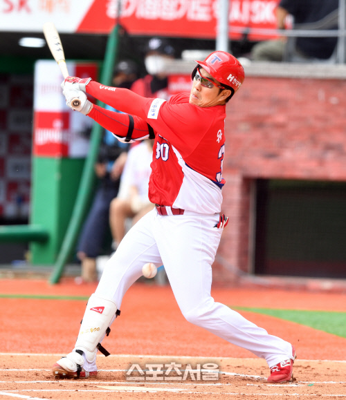 파울 유민상, 허걱[포토]