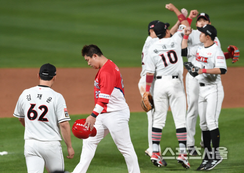 [포토] KIA 나지완, 0-5 완패의 아쉬움...