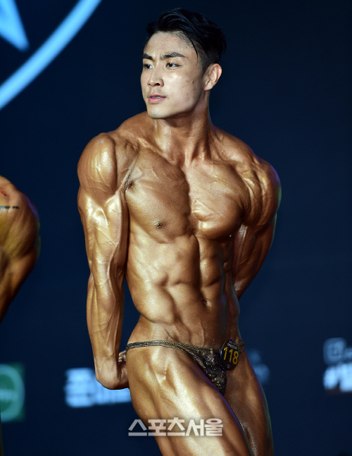 근육최강 이준성, 전신이 빨래판인 피트니스스타 짐승남![포토]