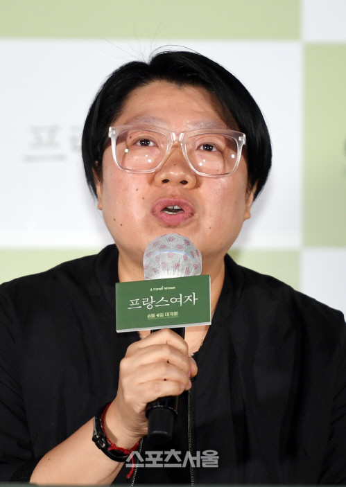 [포토]영화 '프랑스여자' 연출한 김희정 감독