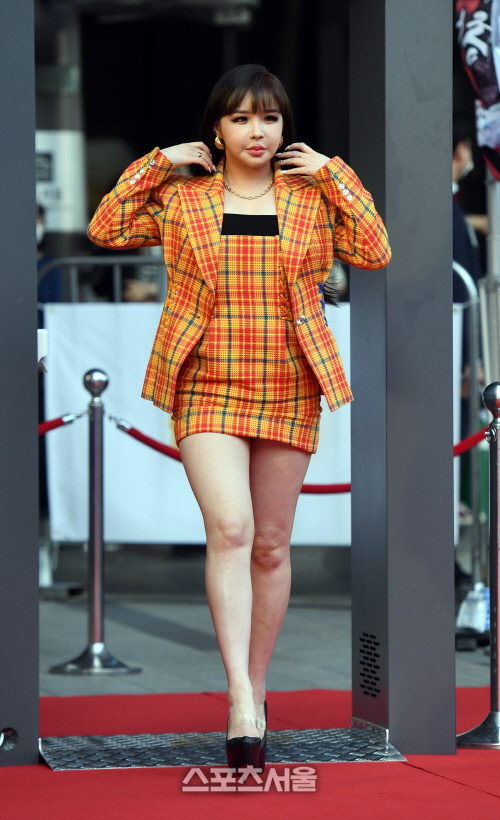 [포토]박봄, 머리 좀 예쁘게 넘기고!