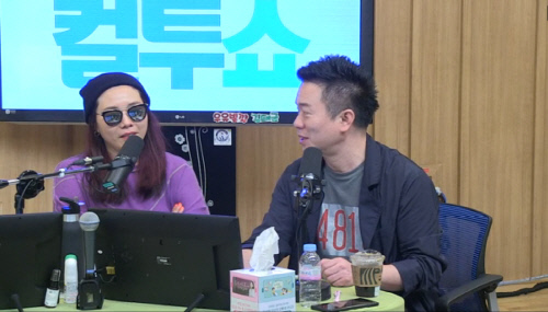 '퉁퉁 부은 눈으로' 신봉선 "얘들아 고생했다" '컬투쇼'서 밝힌 '개콘' 막방소감