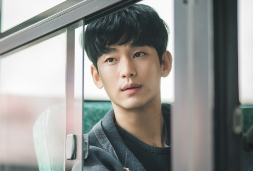 "공감되길"…김수현이 직접 밝힌 '사이코지만 괜찮아' 문강태는?