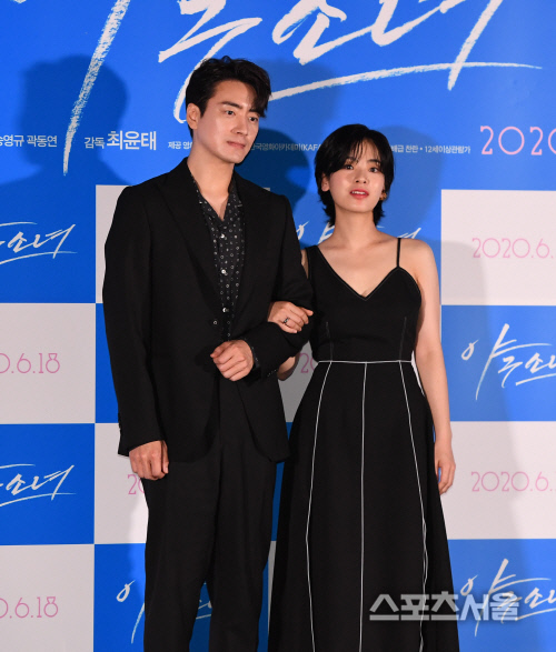 [포토] 이준혁-이주영, '야구소녀'로 만났어요~