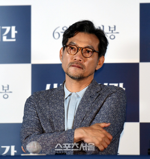 [포토] '사라진 시간' 정진영 감독, 긴장 가득