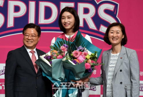 [포토] 김연경 \'빨리 코트에서 뛰고 싶다\'