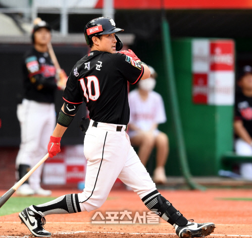 [포토] 황재균 '파울이 되고 말았어'