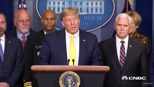 트럼프, WSJ에 "중국이 경쟁국 경제 망가뜨리려 코로나19 고의 전파" 주장