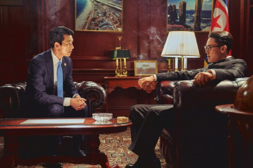 정우성X곽도원X유연석 '강철비2', 긴장감 넘치는 보도스틸 공개