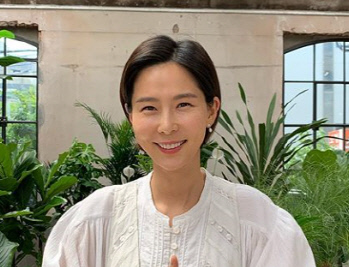 '1억3천 기부' 김나영, 복지재단에 또 유튜브 수익 '4천만원' 통큰 기부