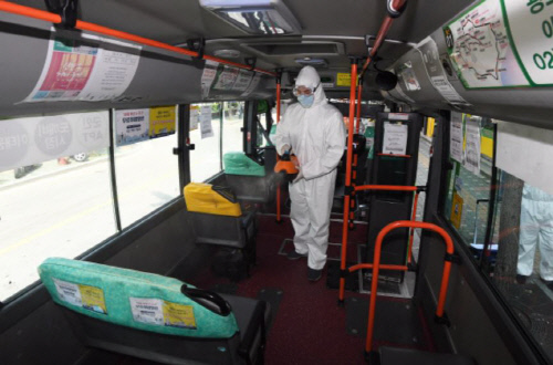 감염경로 모르는 코로나19 확진자 비율 11.3%로 확대