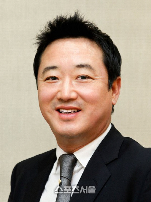 인보사 총책임자 이웅열 전 코오롱그룹 회장 구속 심사 내일로 연기