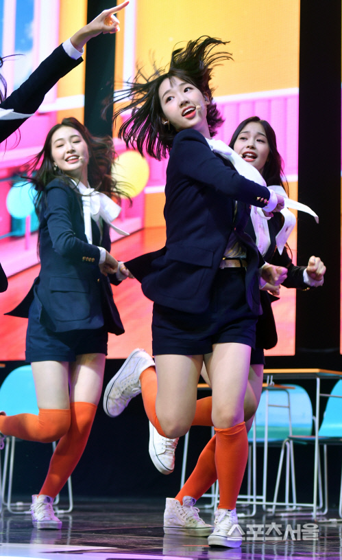 \'생기발랄 지윤\' 위클리(WEEEKLY) [포토]