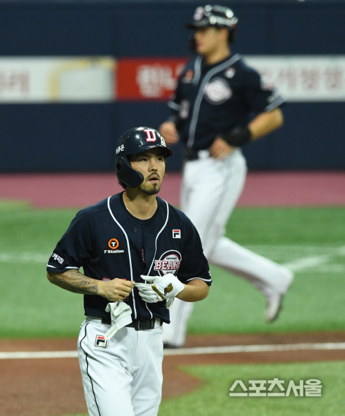[포토] 두산 오재원, 걸어서 타점까지~
