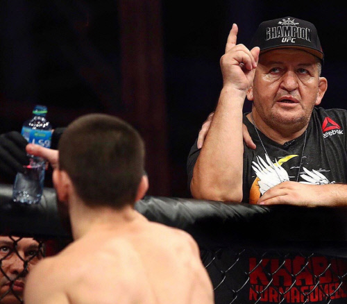 하빕의 아버지 압둘마납 누르마고메도프, 코로나19 합병증으로 사망해