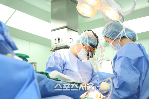 돌연사 일으키는 심근경색, '관상동맥우회술'로 통증.사망위험 ↓