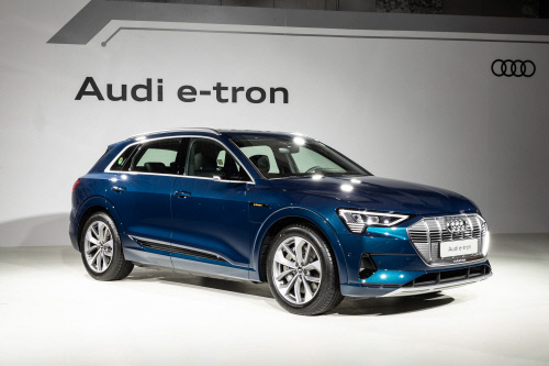 사진_3._아우디 e트론 55 콰트로