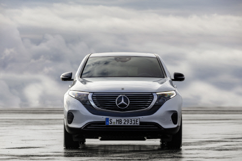 사진3-더_뉴_EQC_400_4MATIC_프리미엄