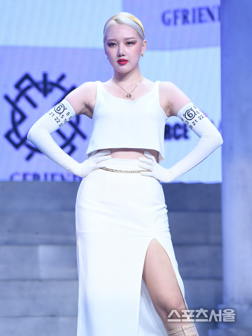 [포토] 여자친구 예린, 자신감 넘치는 눈빛!