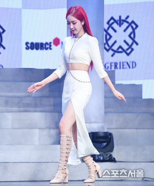 [포토] 여자친구 신비, 사뿐 사뿐~