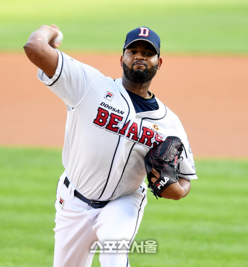'설욕전 대성공' 두산, SK에 7-2 역전승…알칸타라 9승[SS현장]