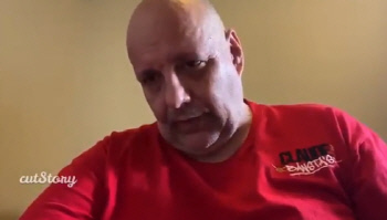 손흥민 인종비하 발언 해설자, 해고당한 뒤 사과 "고통줬다면 미안하다"