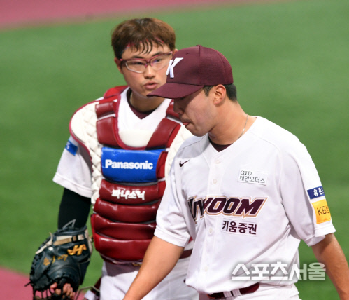 [포토] 키움 이지영-문성현, 힘내자!