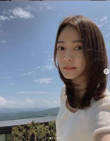 '룩희 엄마' 손태영 "손양이 왔어요~" 남편 권상우와 여행중[★SNS]