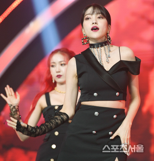 [포토] 여자친구 소원, 눈을 뗄 수 없어!