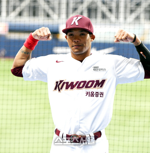 [포토] 러셀 \'제 괴력 기대하세요\'