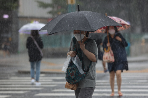 중부지방 폭우 이어져…서울 동부간선도로 전면 교통통제