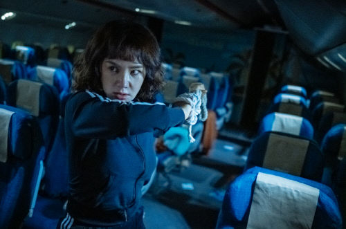 '오케이마담' 엄정화, 생활연기에 액션까지 OK!(ft.카메오 맛집)[SS무비]