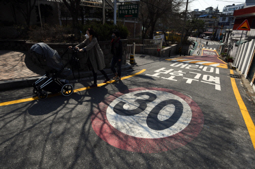 면허정지 상태에서 '민식이법' 위반한 운전자 12일 첫 재판