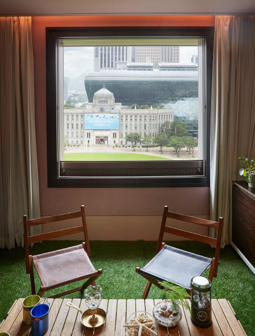 03. 서울 도심이 한눈에 내려다보이는